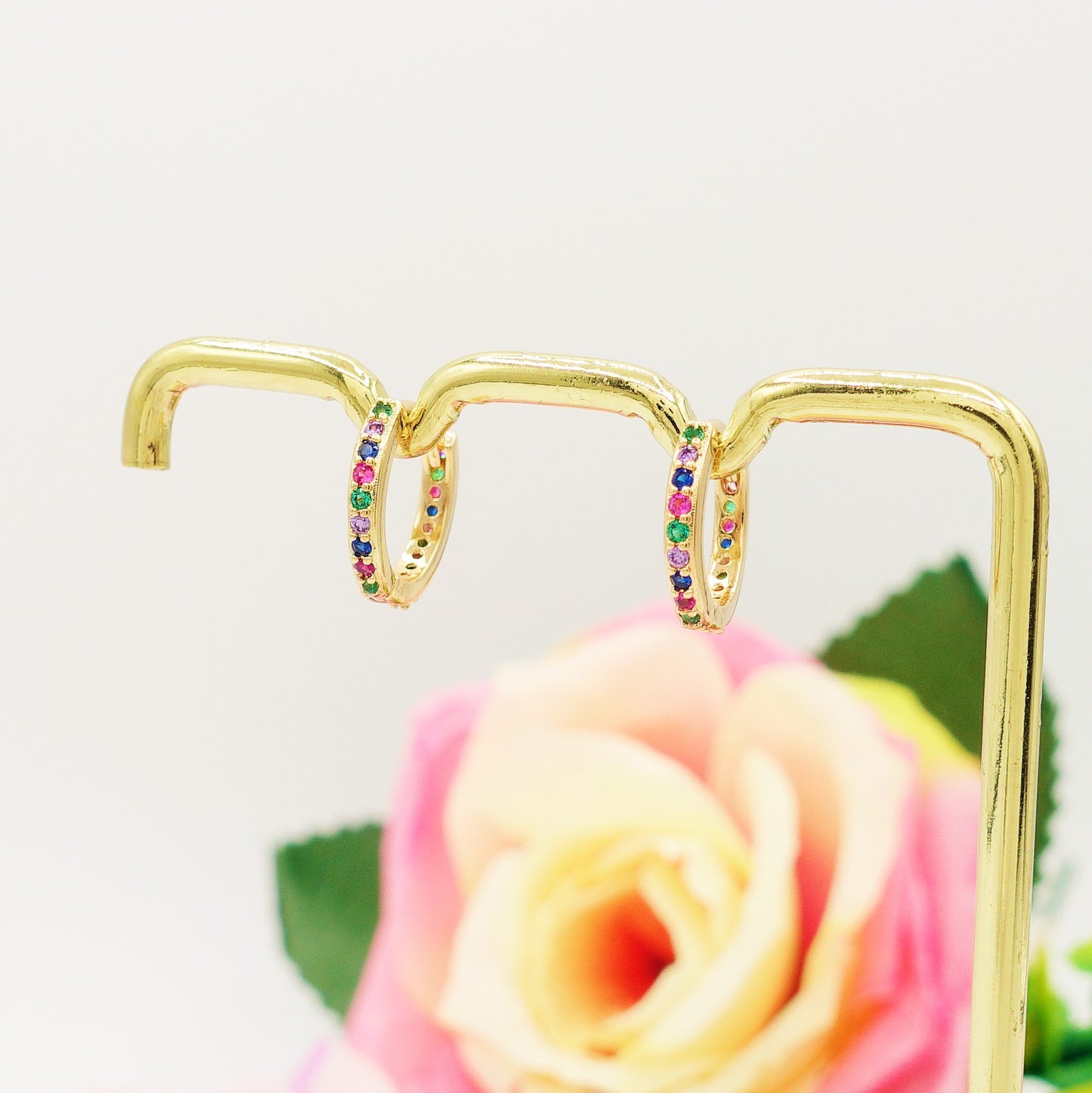 ANASTASIA - Orecchini mini cerchi zirconati RAINBOW