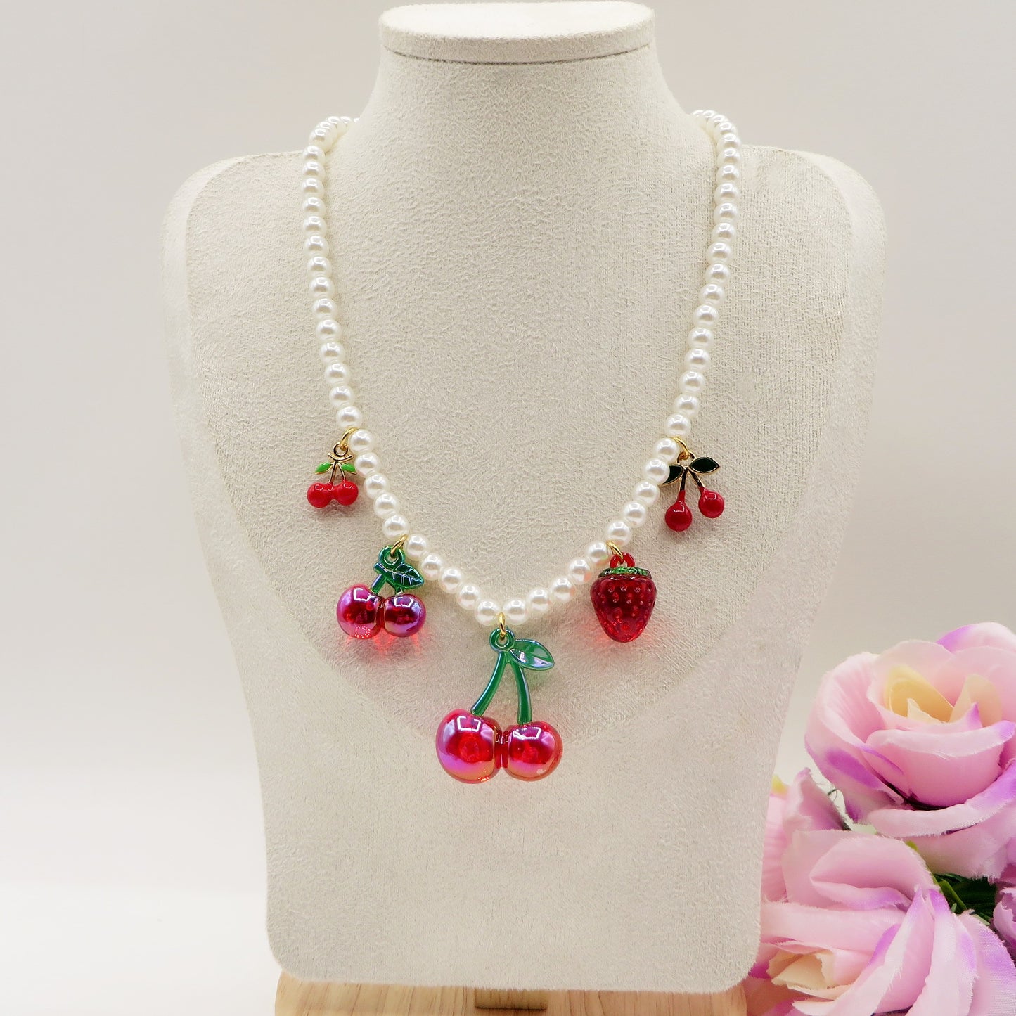 BIG CHERRIES - ACCIAIO inossidabile - Collana perle e charms ciliegie - mix zirconati
