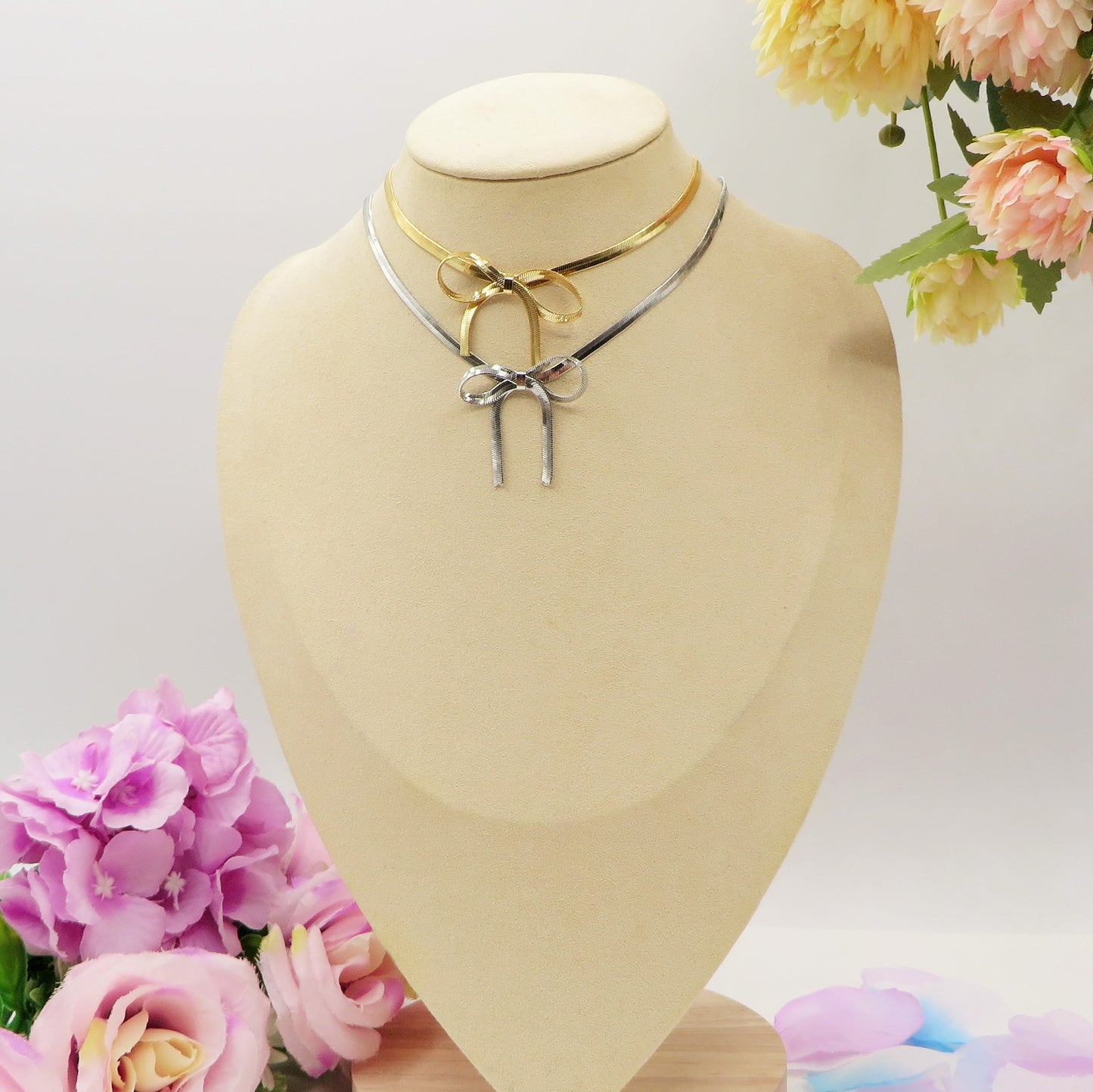 ELEONOR BOW ~ Collana choker Snake con fiocco in ACCIAIO INOSSIDABILE