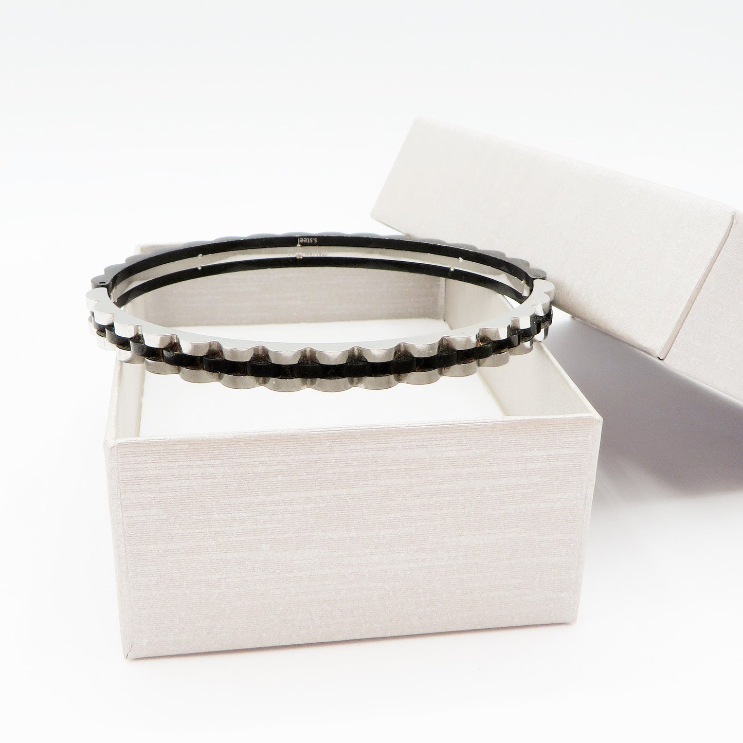 Bracciale uomo rigido  ACCIAIO INOSSIDABILE effetto ghiera cronografo