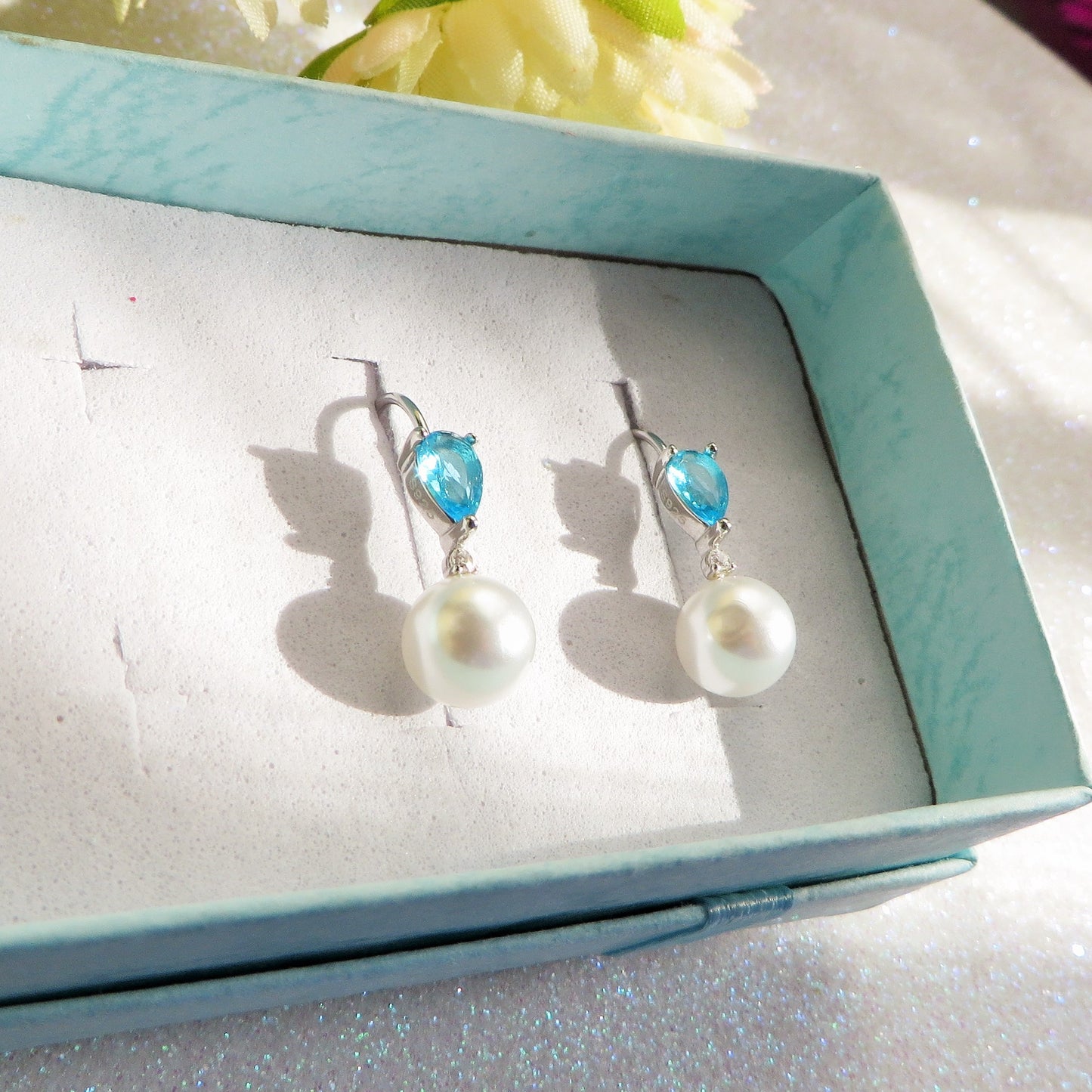 CELESTE PEARLS ~ Coppia Orecchini ARGENTO 925 monachella con perla e cubic zirconia