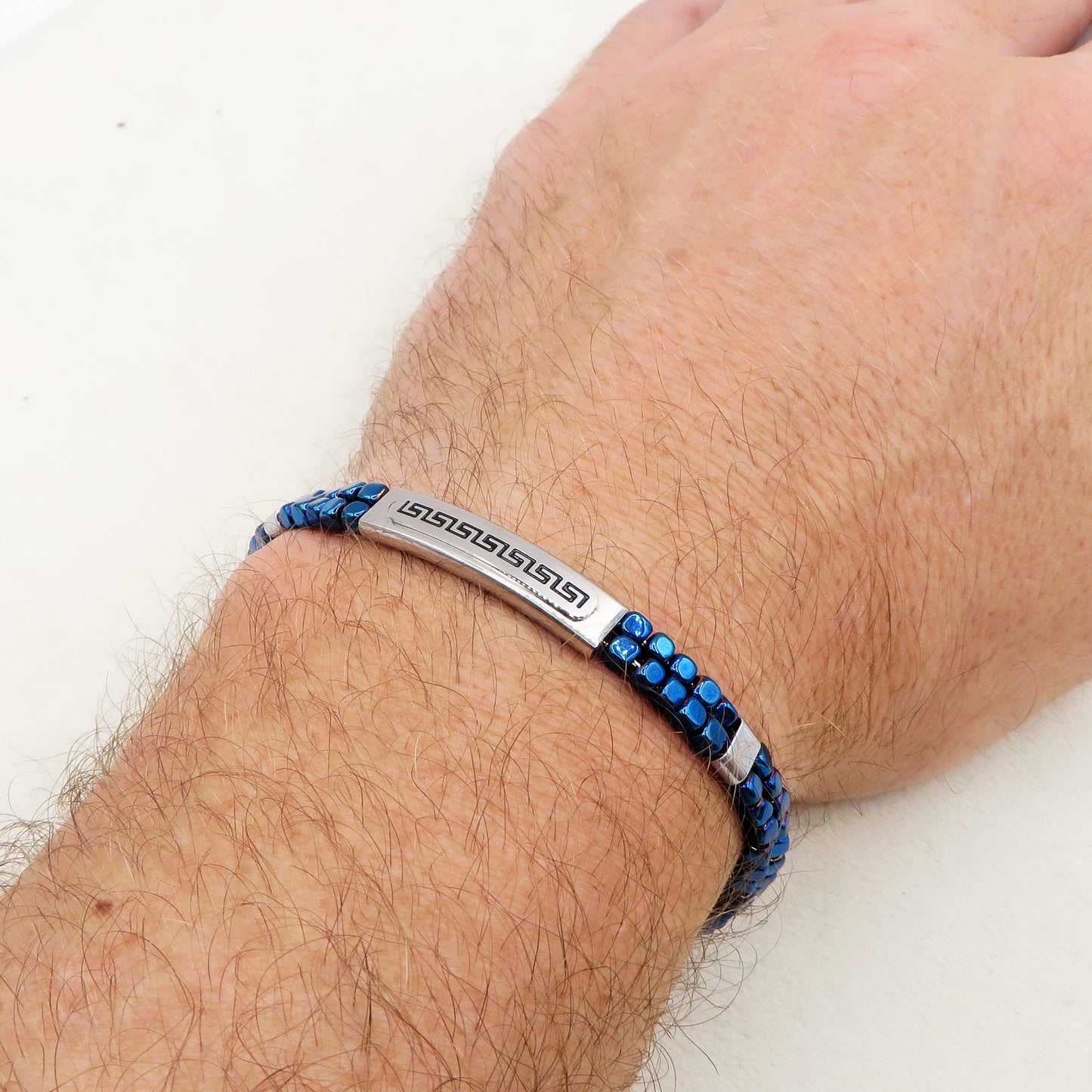 ARES Bracciale uomo  Targhetta con greche e cubetti in ematite BLU  -  ACCIAIO INOSSIDABILE