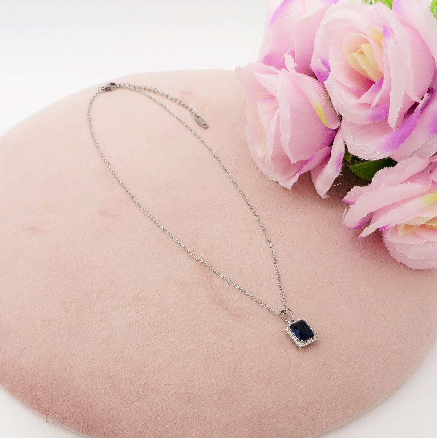 ARIANA - Collana con pendente in cubic zirconia colours