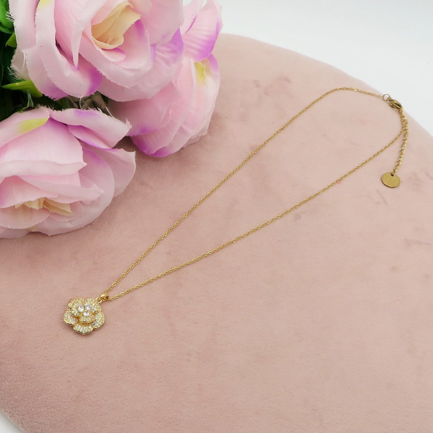CAMELIA CRYSTAL - Collana con pendente camelia in cubic zirconia