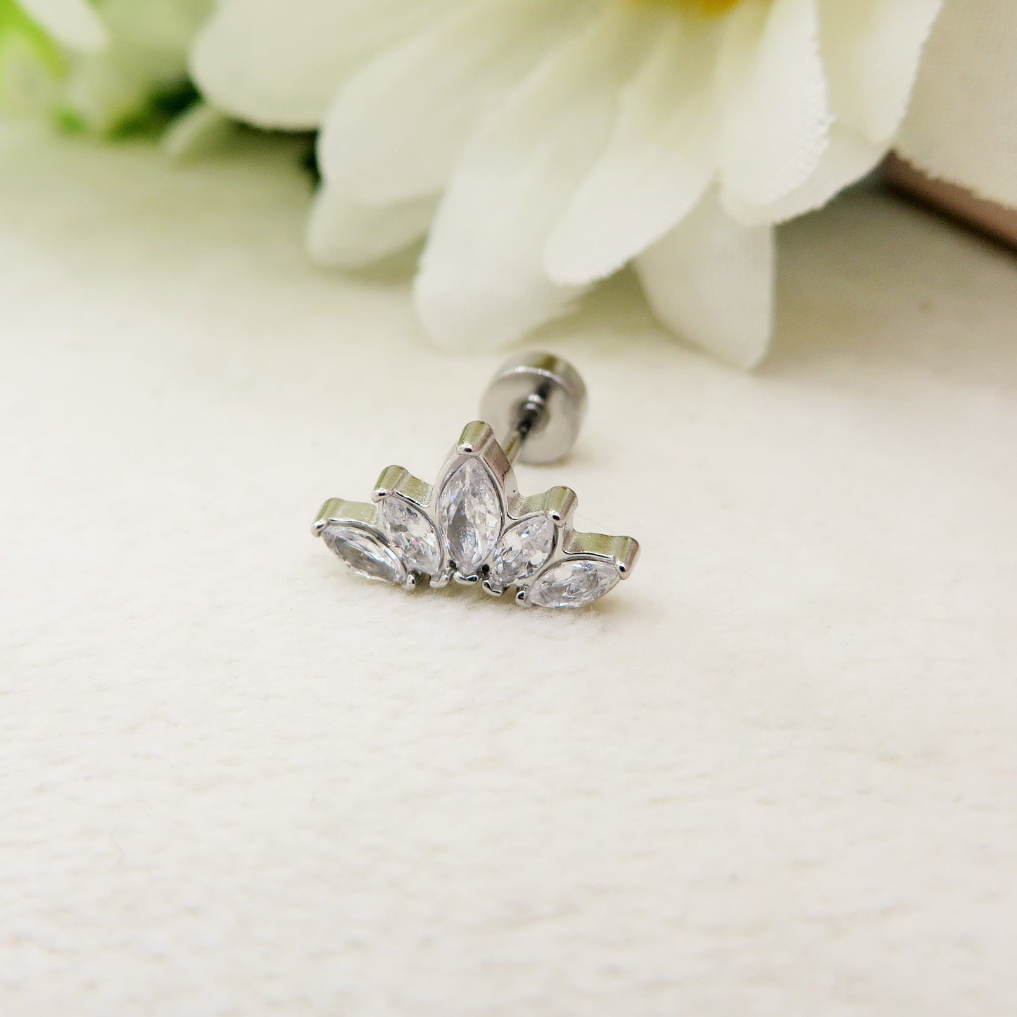 Marquise PIERCING - ACCIAIO INOSSIDABILE chirurgico 316L - con cubic zirconia per Helix, Trago, Flat e Lobo