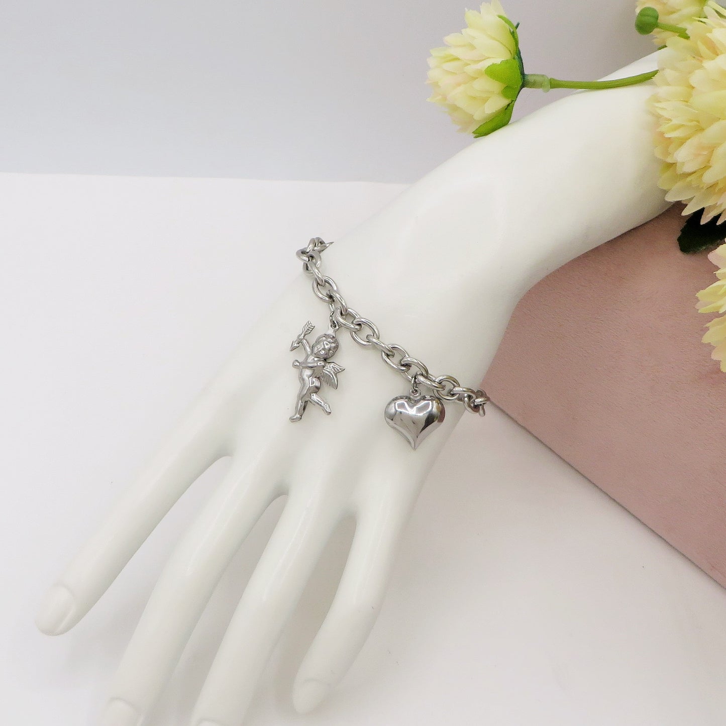 CUPID- Bracciale con angelo cupido e cuore bombe' ACCIAIO INOSSIDABILE