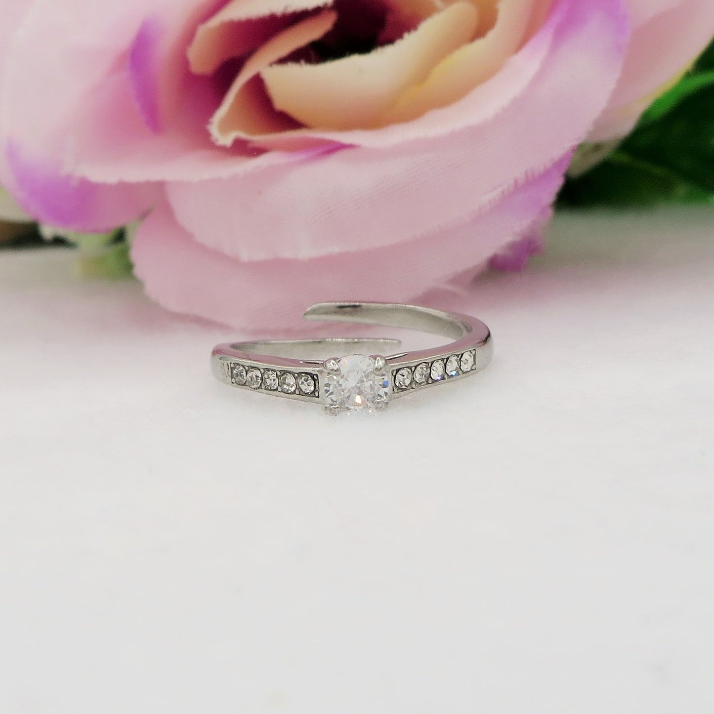 SOLITARIO CLASSY CRYSTAL  - Anello regolabile in ACCIAIO inossidabile con cubic zirconia