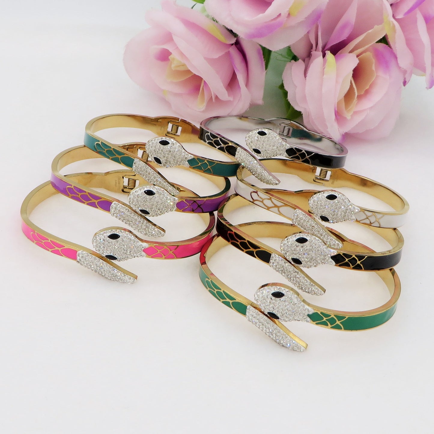 NIKITA RAINBOW ~ Acciaio Inossidabile - Bracciale manetta serpente - snake smaltato con cubic zirconia