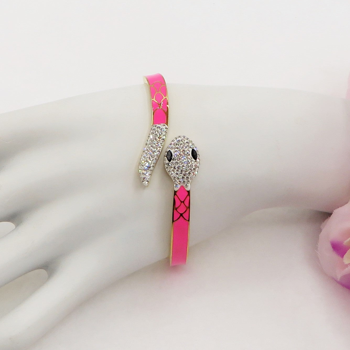 NIKITA RAINBOW ~ Acciaio Inossidabile - Bracciale manetta serpente - snake smaltato con cubic zirconia