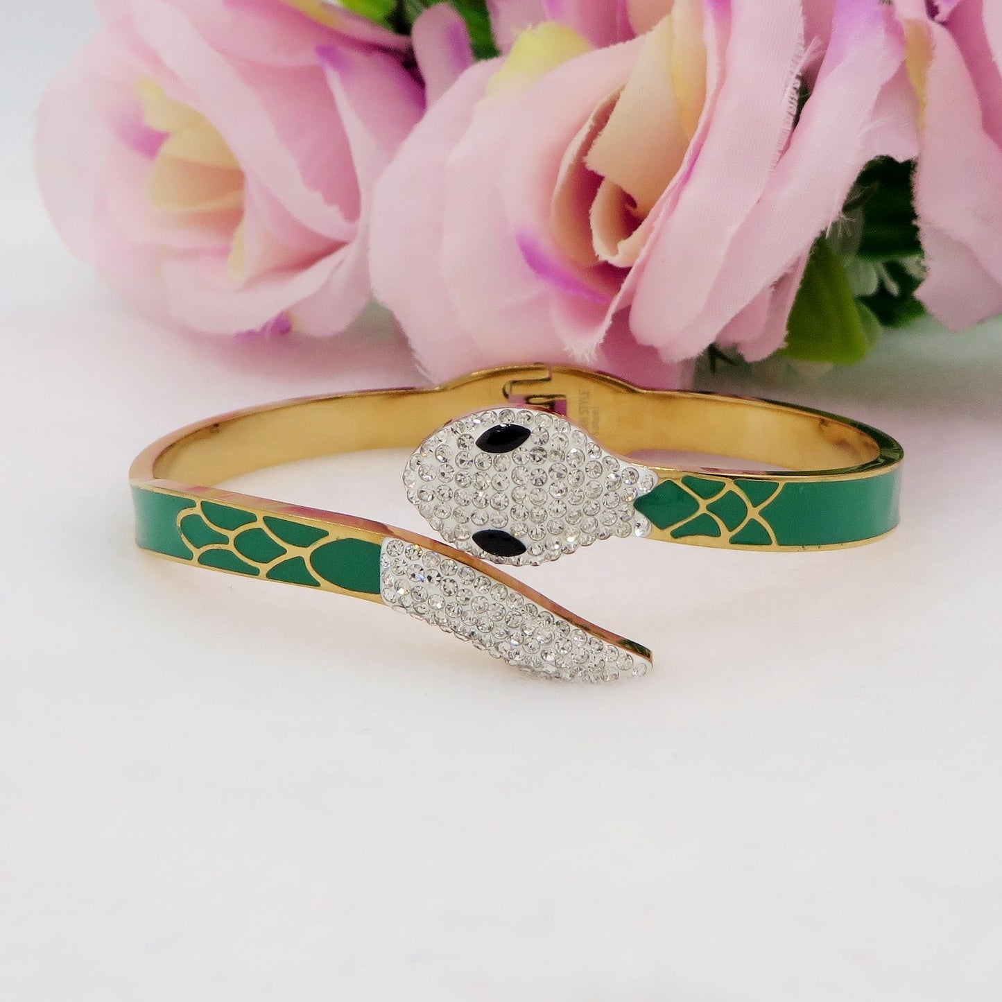 NIKITA RAINBOW ~ Acciaio Inossidabile - Bracciale manetta serpente - snake smaltato con cubic zirconia