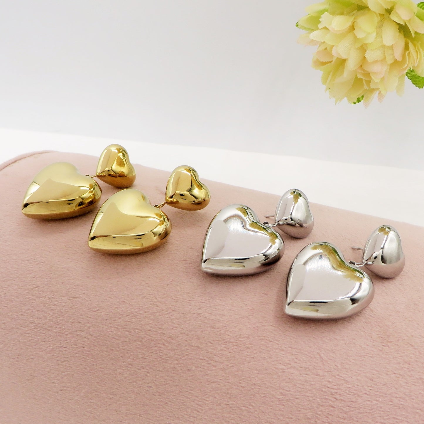 LOVE BOMB ~ paio orecchini pendenti ACCIAIO INOSSIDABILE maxi cuore bombè