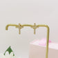 SYLVIE CROSS STUDS ~ ACCIAIO INOSSIDABILE  Orecchini a lobo con croce in cubic zirconia
