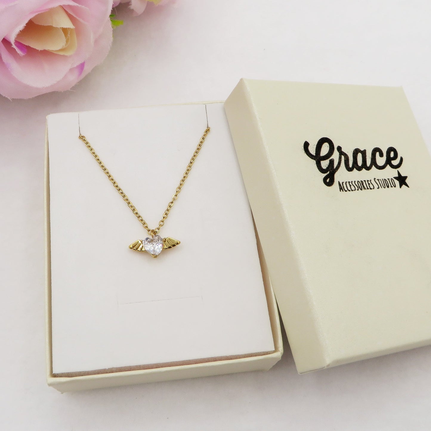 ANGEL small - ACCIAIO INOSSIDABILE- collana con pendente CUORE con ali in cubic zirconia