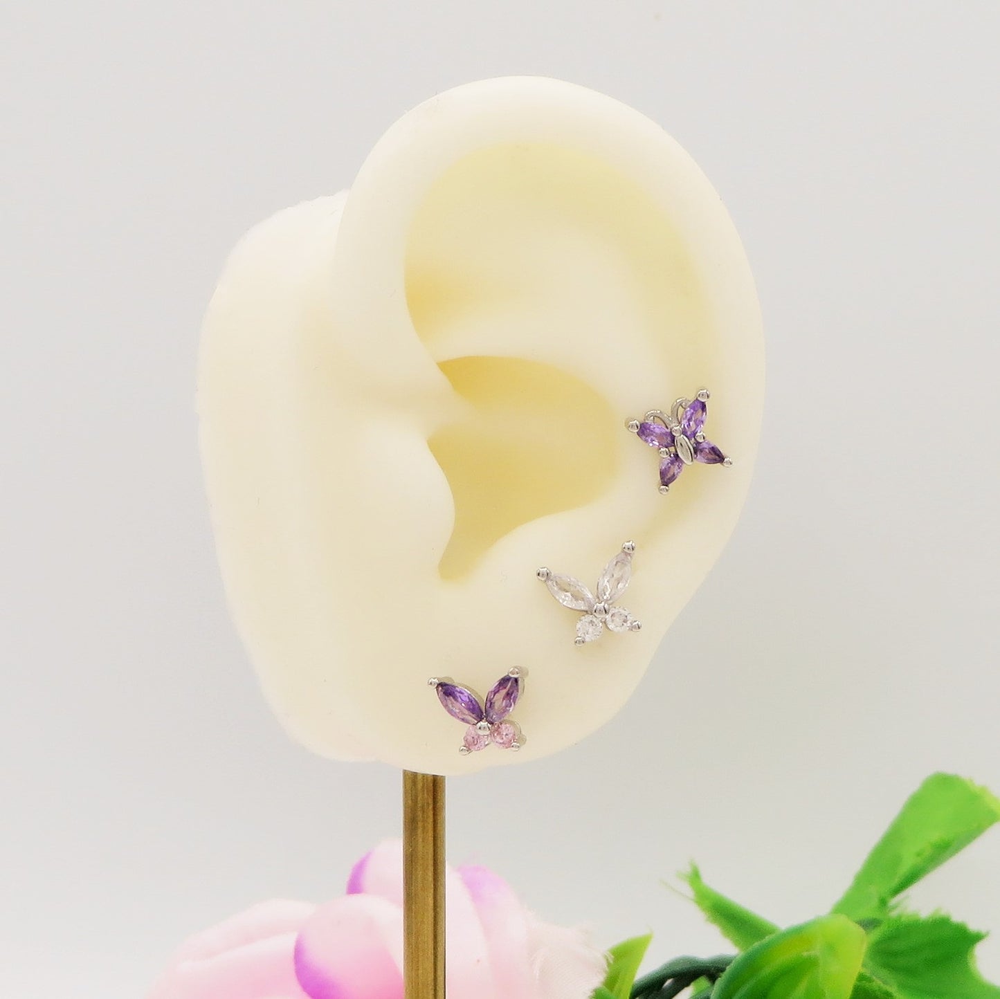 BUTTERFLY STUD ~ Orecchino ARGENTO 925 a lobo con farfalla cubic zirconia