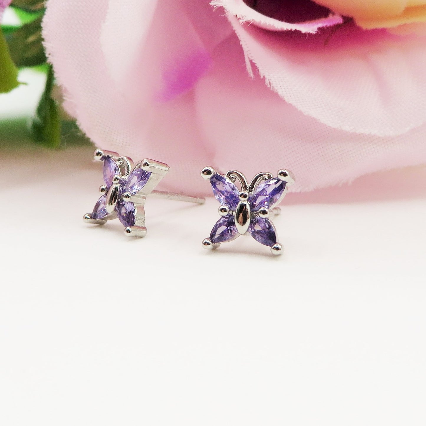 BUTTERFLY STUD ~ Orecchino ARGENTO 925 a lobo con farfalla cubic zirconia