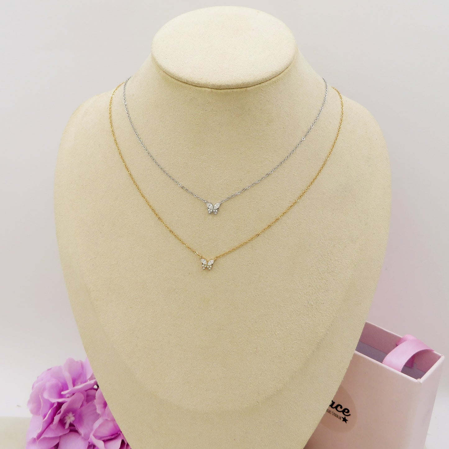 ATHALIA mini butterfly ~ ARGENTO 925 ~ Collana con farfalla in cubic zirconia