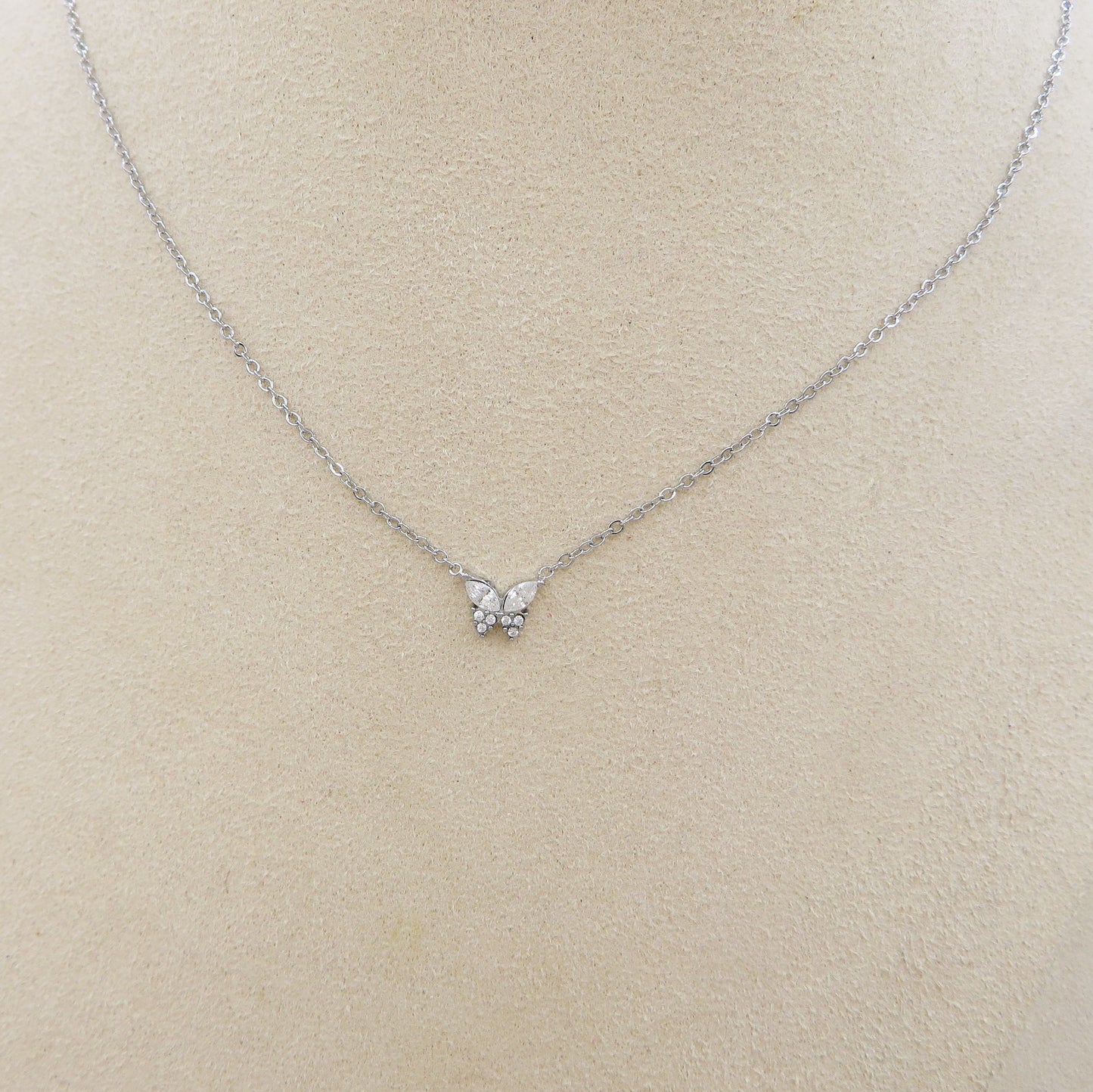 ATHALIA mini butterfly ~ ARGENTO 925 ~ Collana con farfalla in cubic zirconia