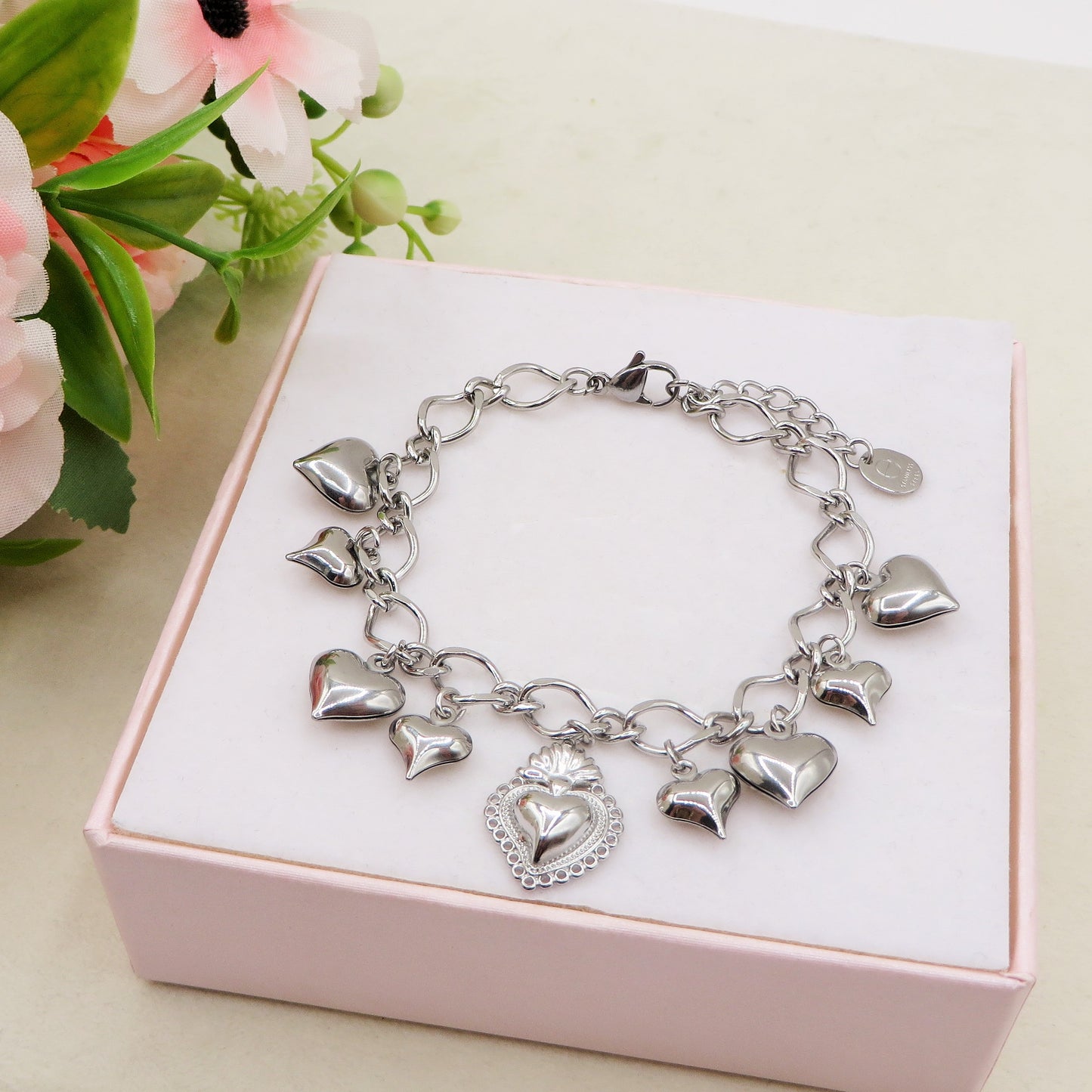 AURELIE SACRED ~ Bracciale ACCIAIO INOSSIDABILE con maxi cuore sacro e cuori bombe' chiama angeli