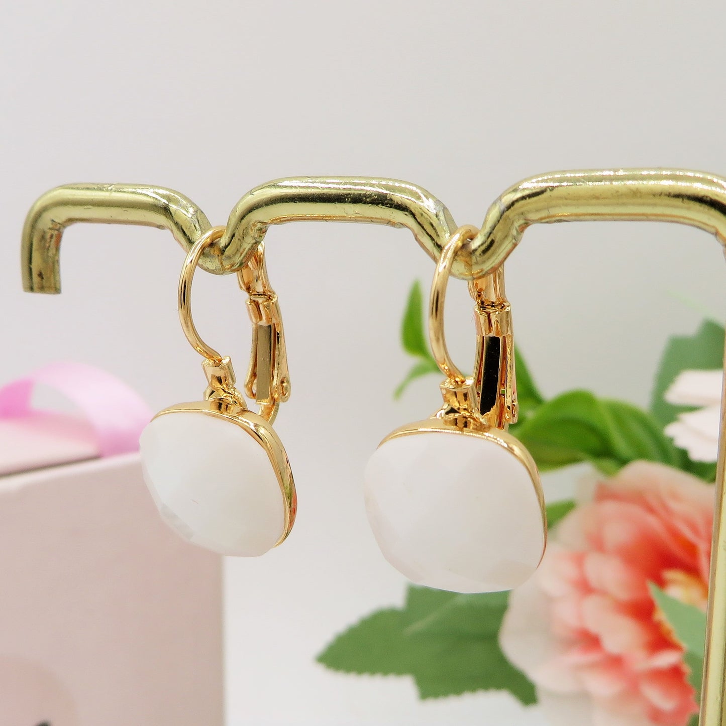 SISSY monachella WHITE ~ Orecchini  a monachella in ACCIAIO INOSSIDABILE con pietra