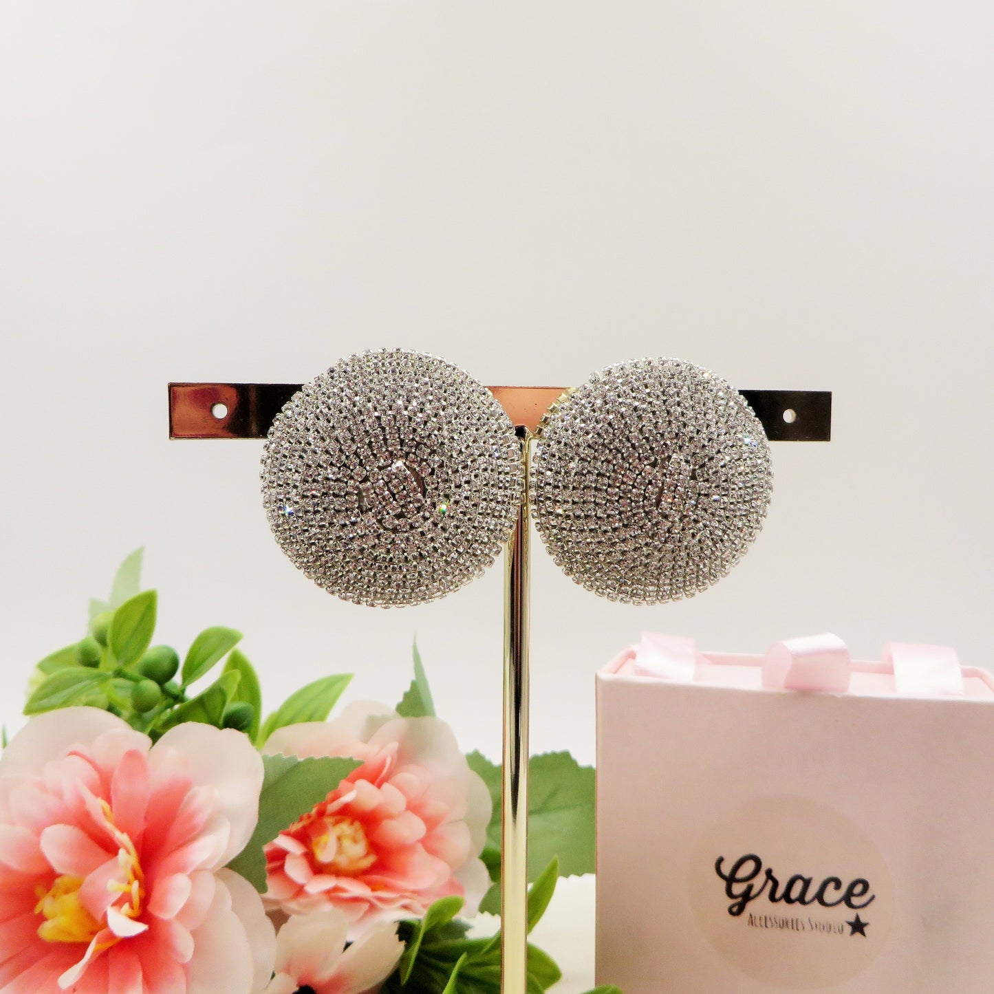 CELESTIA - Orecchini maxi bottone in Cubic Zirconia