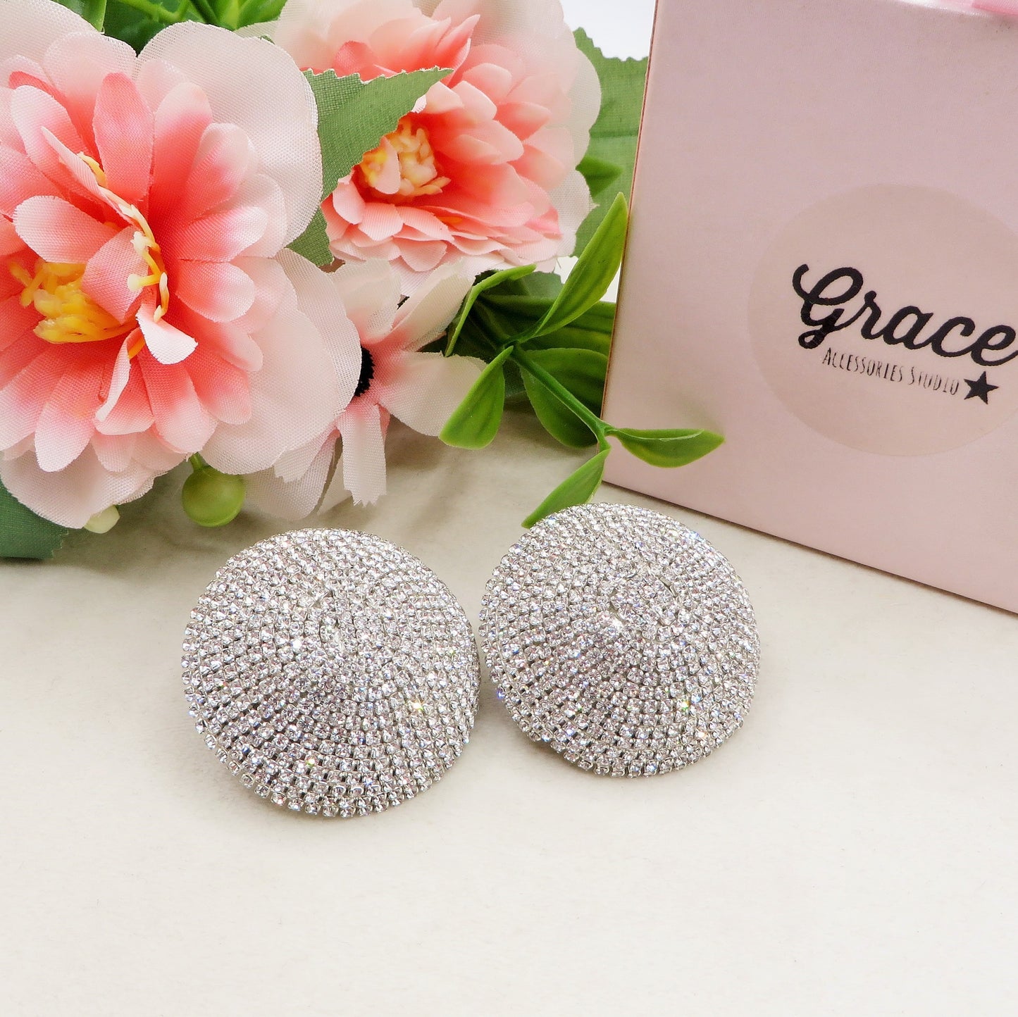 CELESTIA - Orecchini maxi bottone in Cubic Zirconia