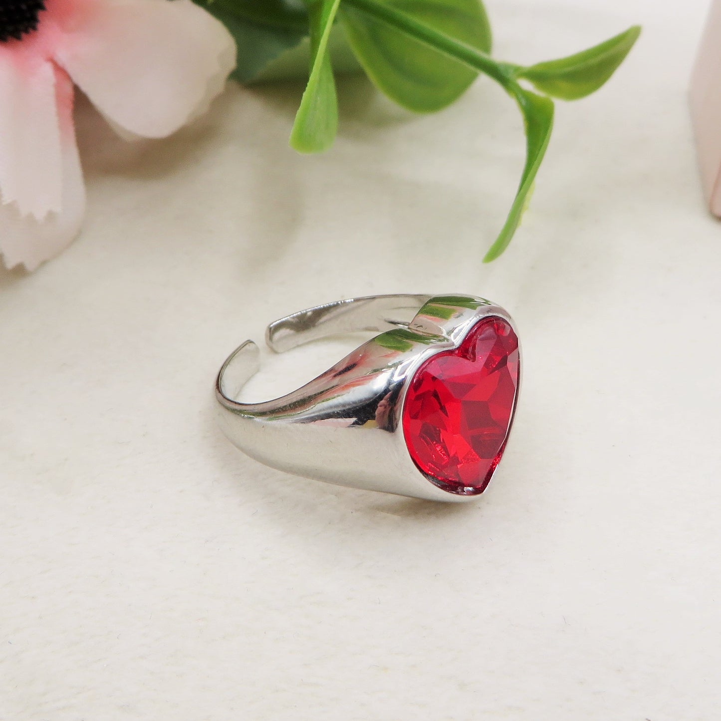 VIONNA ~ Anello a cuore con Cubic Zirconia - Regolabile