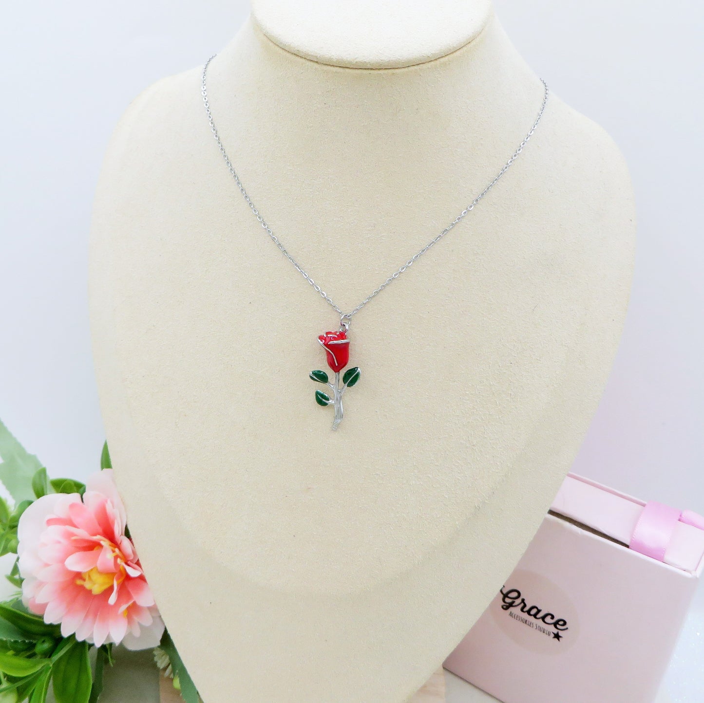 LIFE ROSE - ACCIAIO INOSSIDABILE- collana con rosa pendente