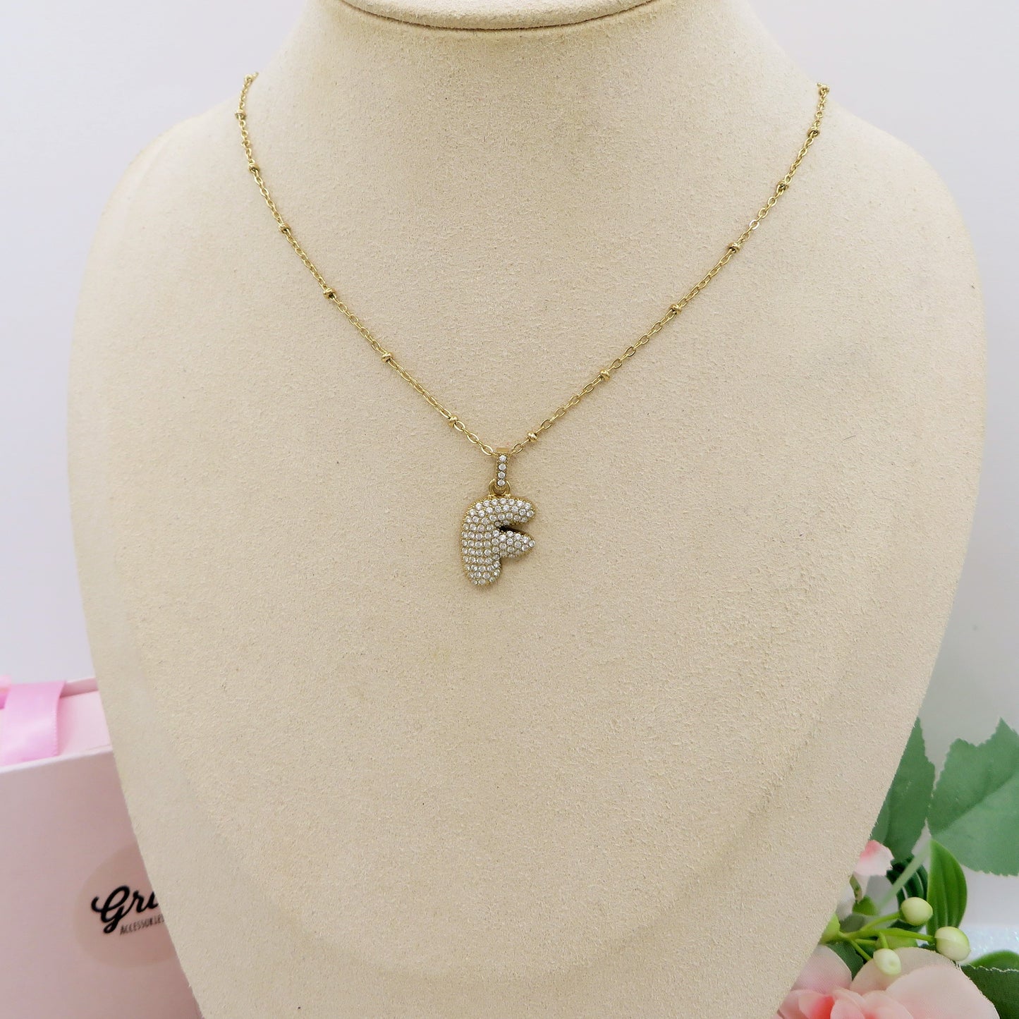 BUBBLE INITIAL ACCIAIO INOSSIDABILE ~ Collana iniziale bombata zirconata bubble + catena rosario