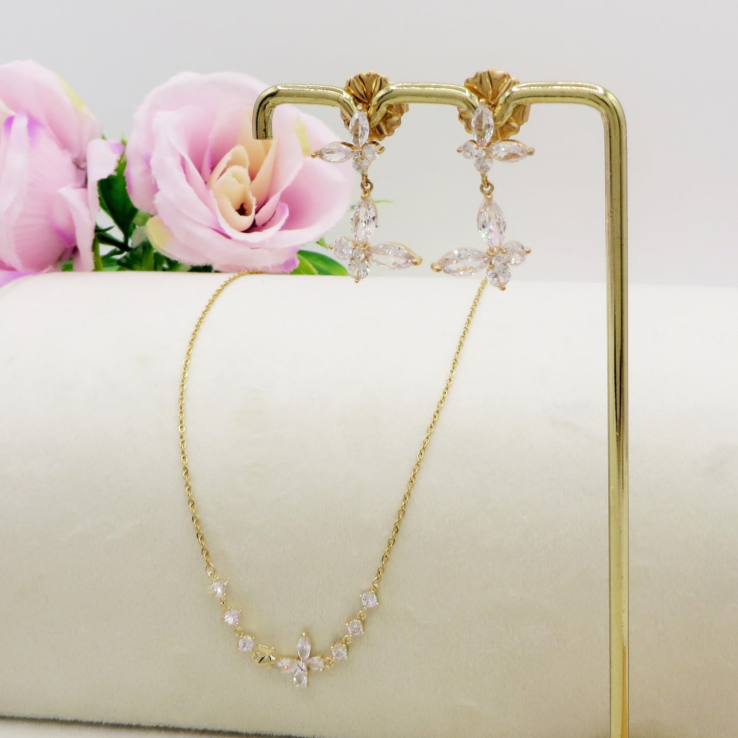 MARIPOSA ~ Girocollo con farfalle zirconate in ACCIAIO INOSSIDABILE e cubic zirconia