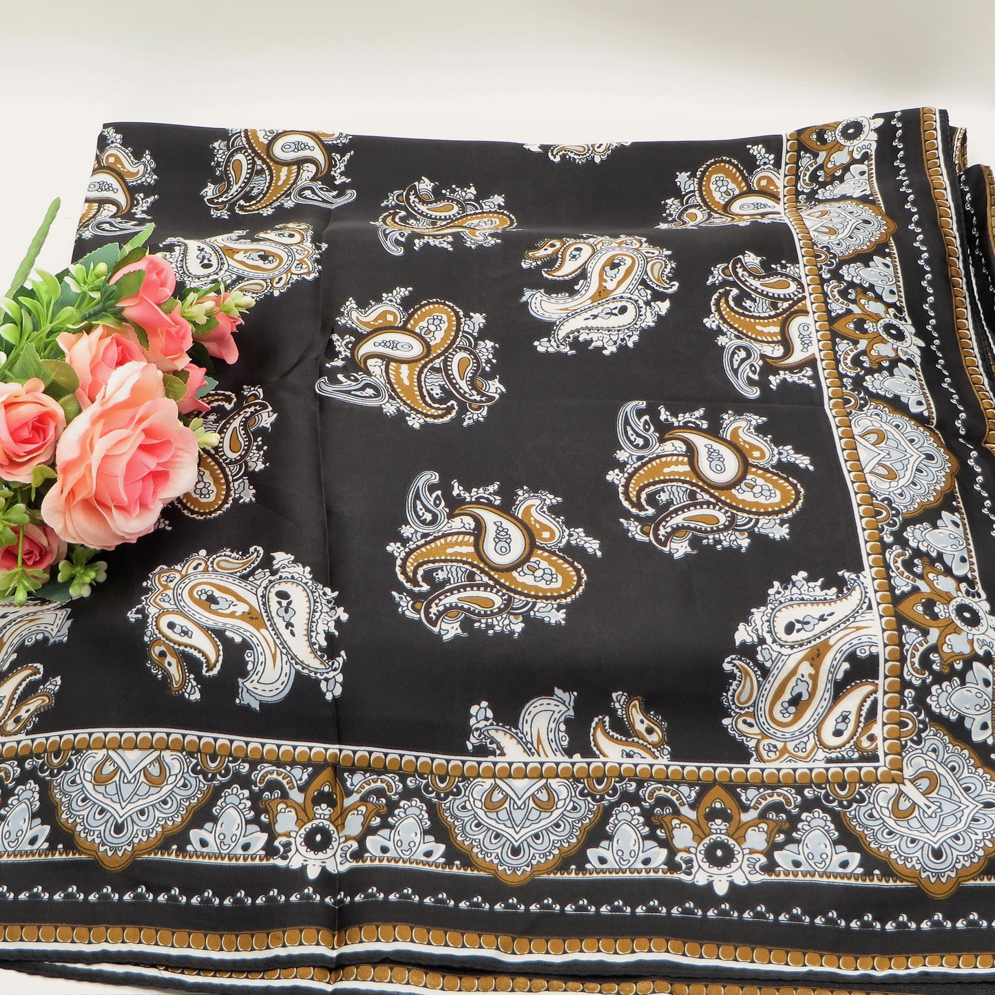 ICONIC ~ Foulard 120x60