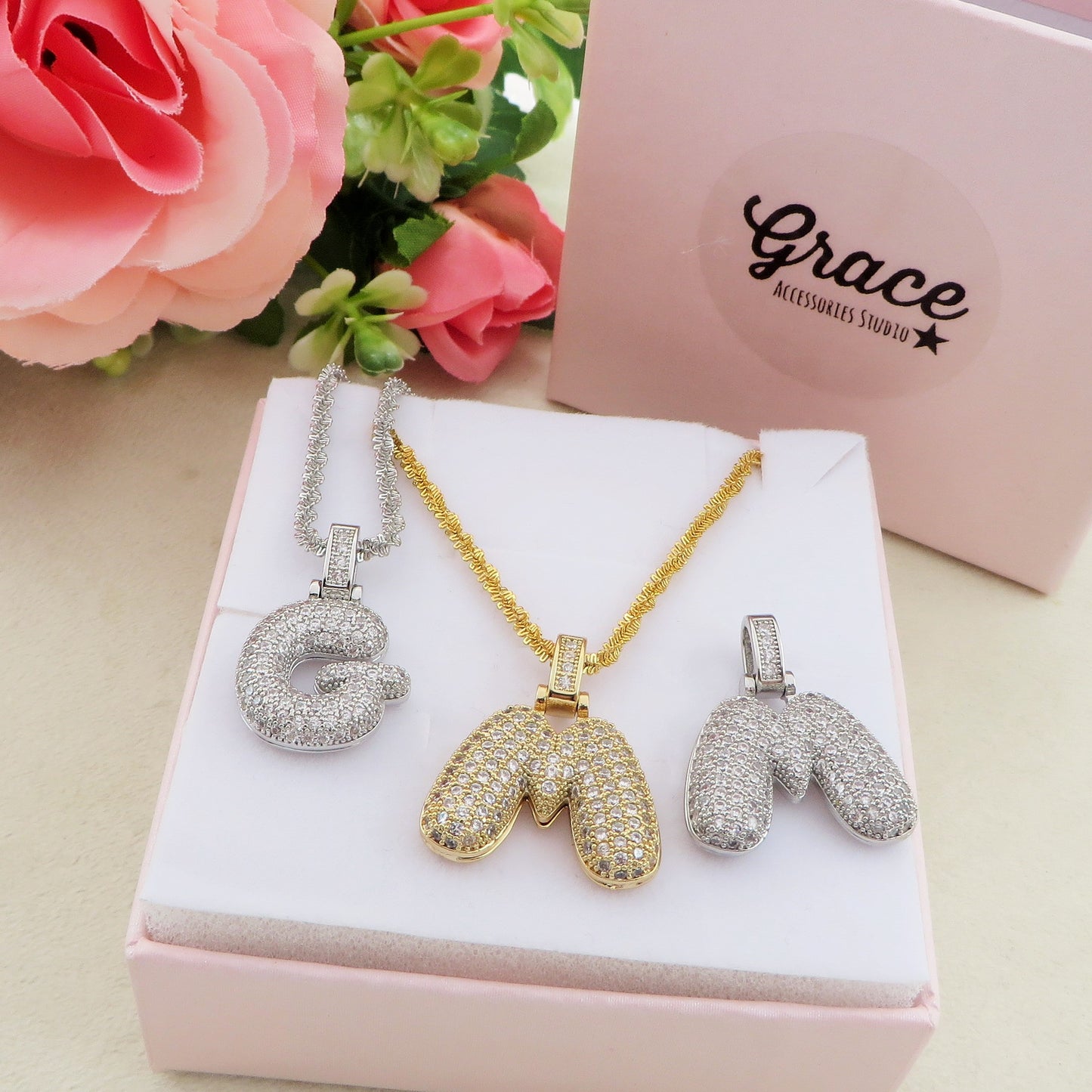BUBBLE LUXURY INITIAL ~ Collana maxi iniziale bombata zirconata bubble + catena diamantata torchon + pendente a scelta
