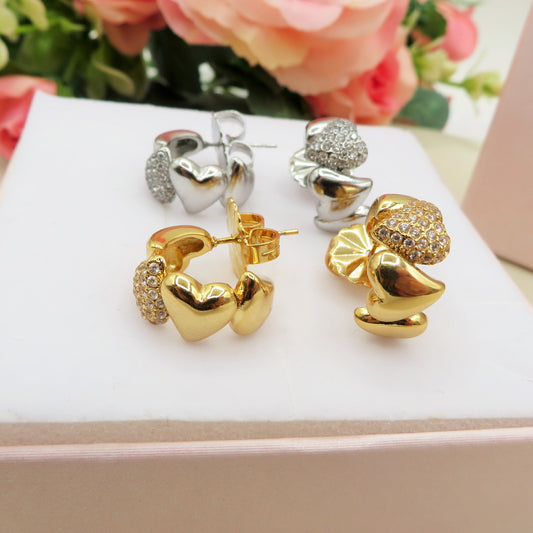 CLAIRE hoops LUXURY - ACCIAIO INOSSIDABILE - PAIO Orecchini a cerchio con cuoricini bombè zirconati