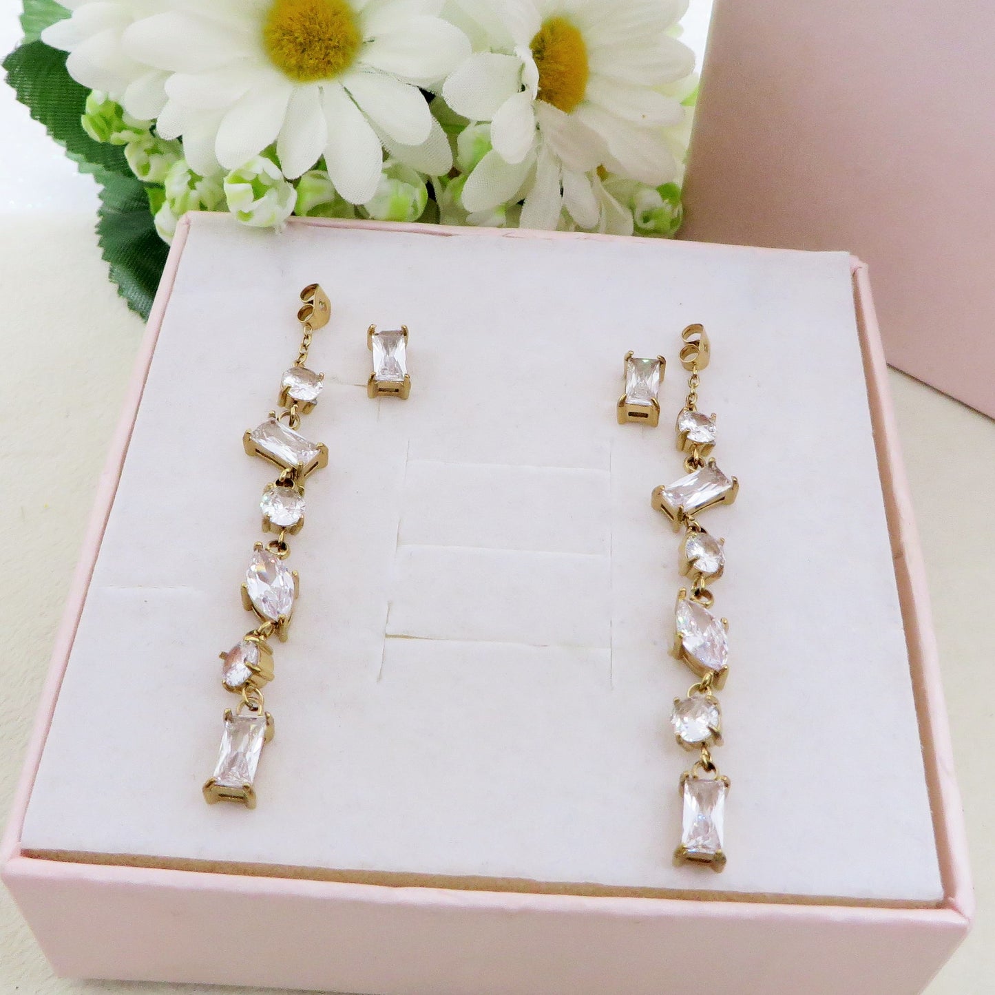 GLOWY ~ paio Orecchini ACCIAIO INOSSIDABILE pendenti pietre cubic zirconia stile saliscendi
