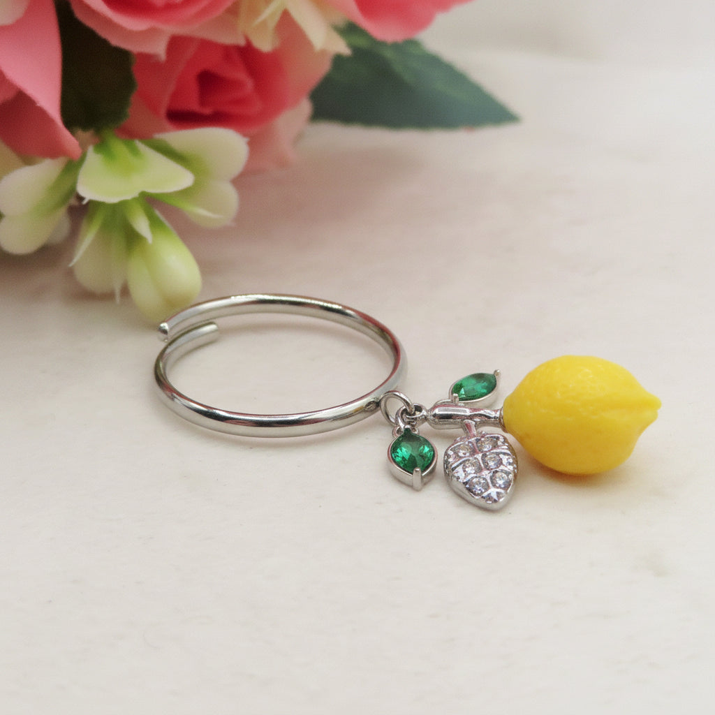 ANELLO LEMON SHINE ~ Anello regolabile in ACCIAIO INOSSIDABILE con limone zirconato