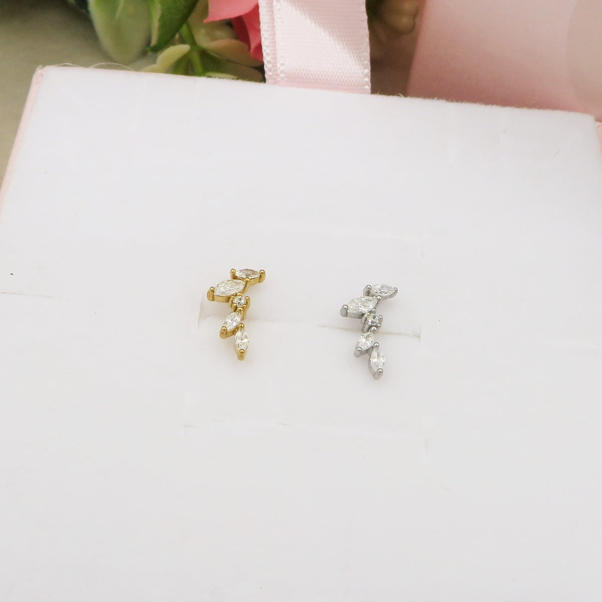 LOTH PIERCING con foglioline - ACCIAIO INOSSIDABILE chirurgico 316L - con cubic zirconia per Helix, Trago, Flat e Lobo