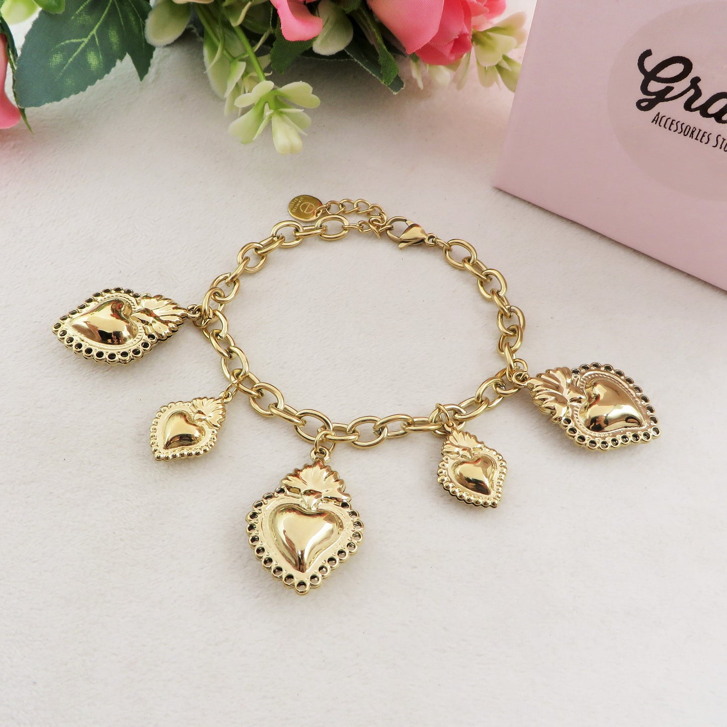 SACRED CHARMS ~ Bracciale ACCIAIO INOSSIDABILE con pendenti maxi e medi cuore sacro