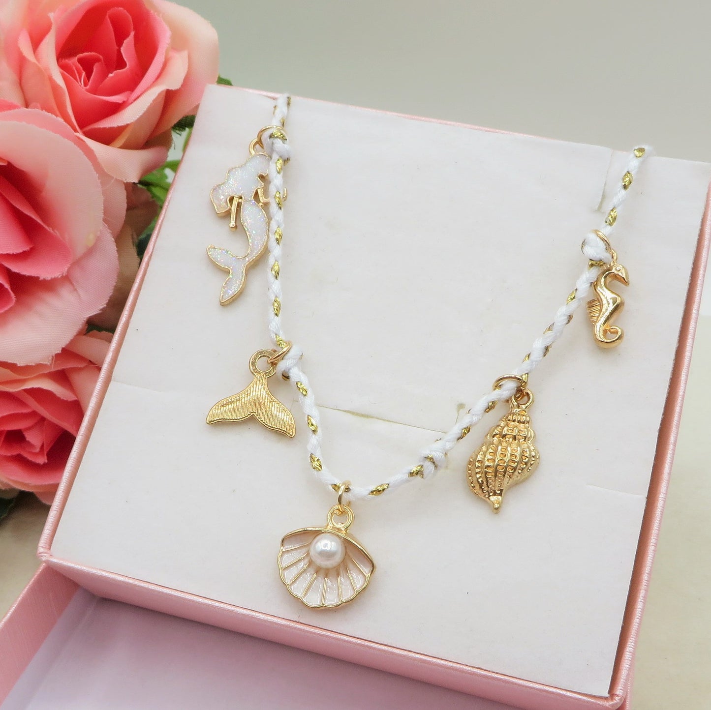 BORA BORA - Collana con charms marini smaltati