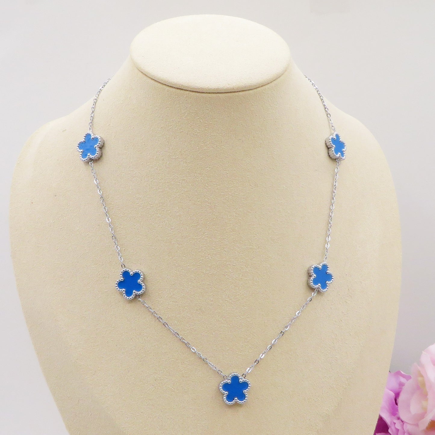 LILY  big Flowers ARGENTO 5 fiori ACCIAIO INOSSIDABILE ~ Collana fiori in madreperla