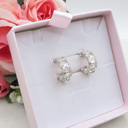 JULIANNE MINI hoops - acciaio inossidabile 316l - Orecchini mini cerchio in cubic zirconia taglio baguette
