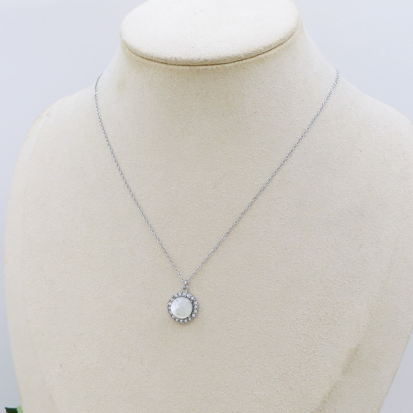 ELARA ~ ARGENTO 925 ~ Collana con solitario in madreperla naturale opale + cubic zirconia AAA