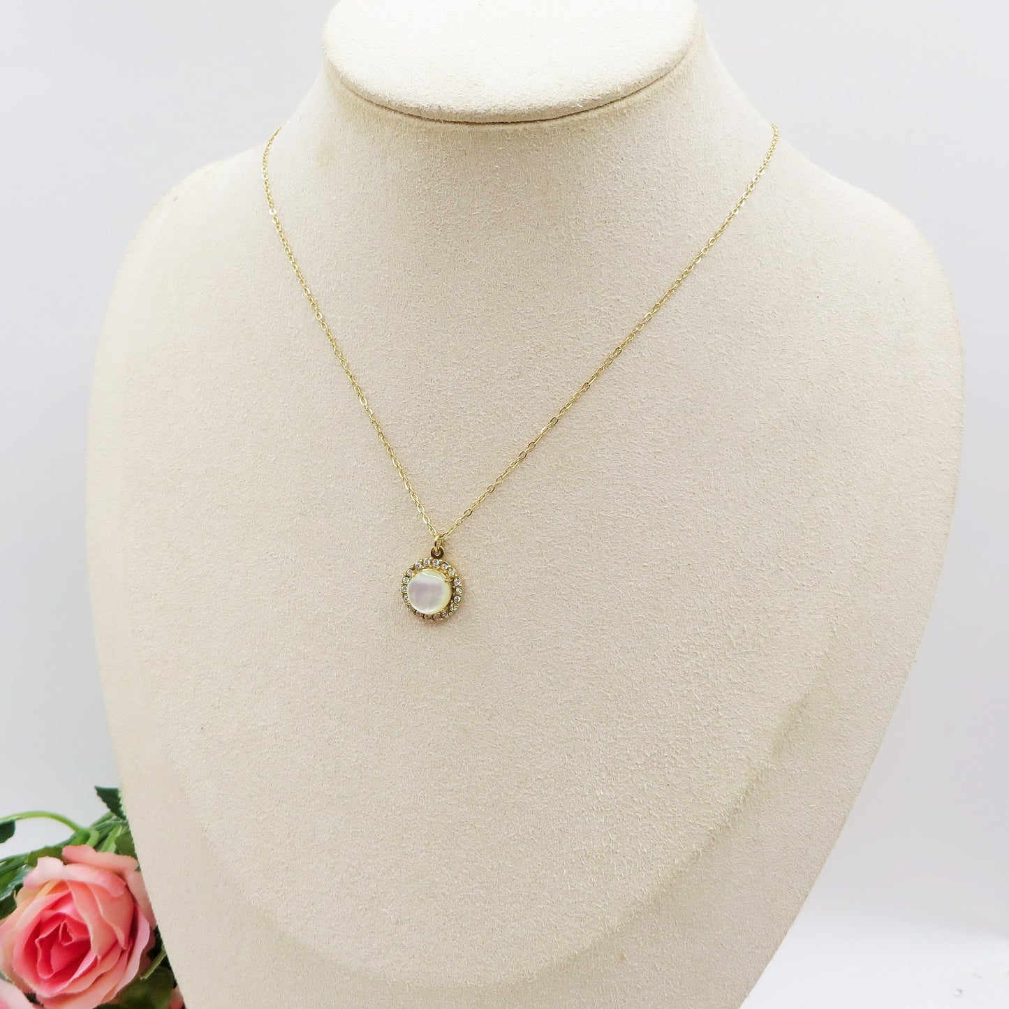 ELARA ~ ARGENTO 925 ~ Collana con solitario in madreperla naturale opale + cubic zirconia AAA