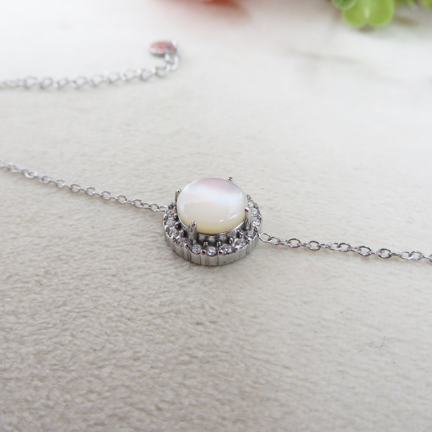 ELARA ~ ARGENTO 925 ~ Bracciale con solitario in madreperla naturale opale + cubic zirconia AAA