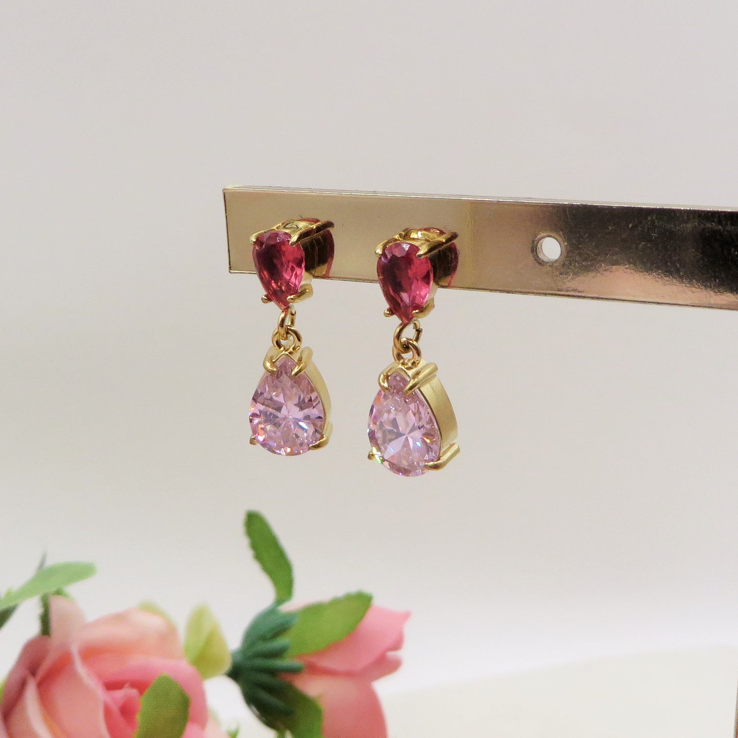 LORELEI - ACCIAIO INOSSIDABILE - Paia orecchini mini pendenti con cubic zirconia a forma di goccia