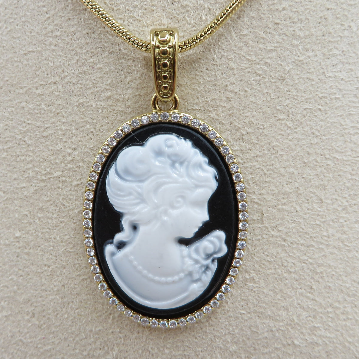 VERSAILLES LUXE Collana Pendente con CAMMEO - ACCIAIO INOSSIDABILE e Cubic Zirconia