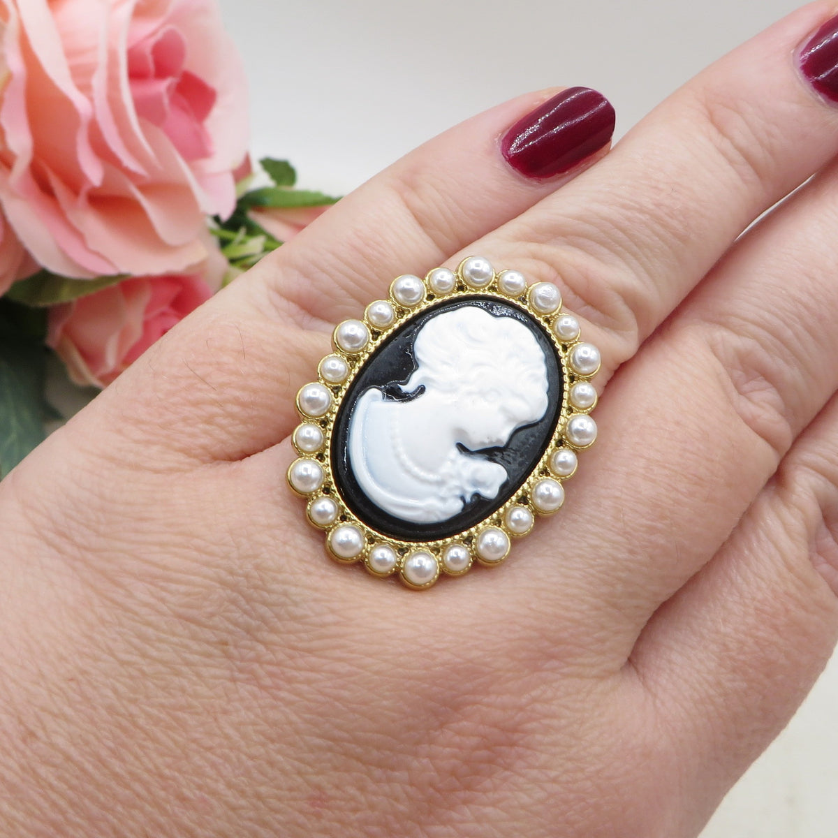 VERSAILLES LUXE - Anello con cammeo, perle e Cubic Zirconia in ACCIAIO INOSSIDABILE 316L