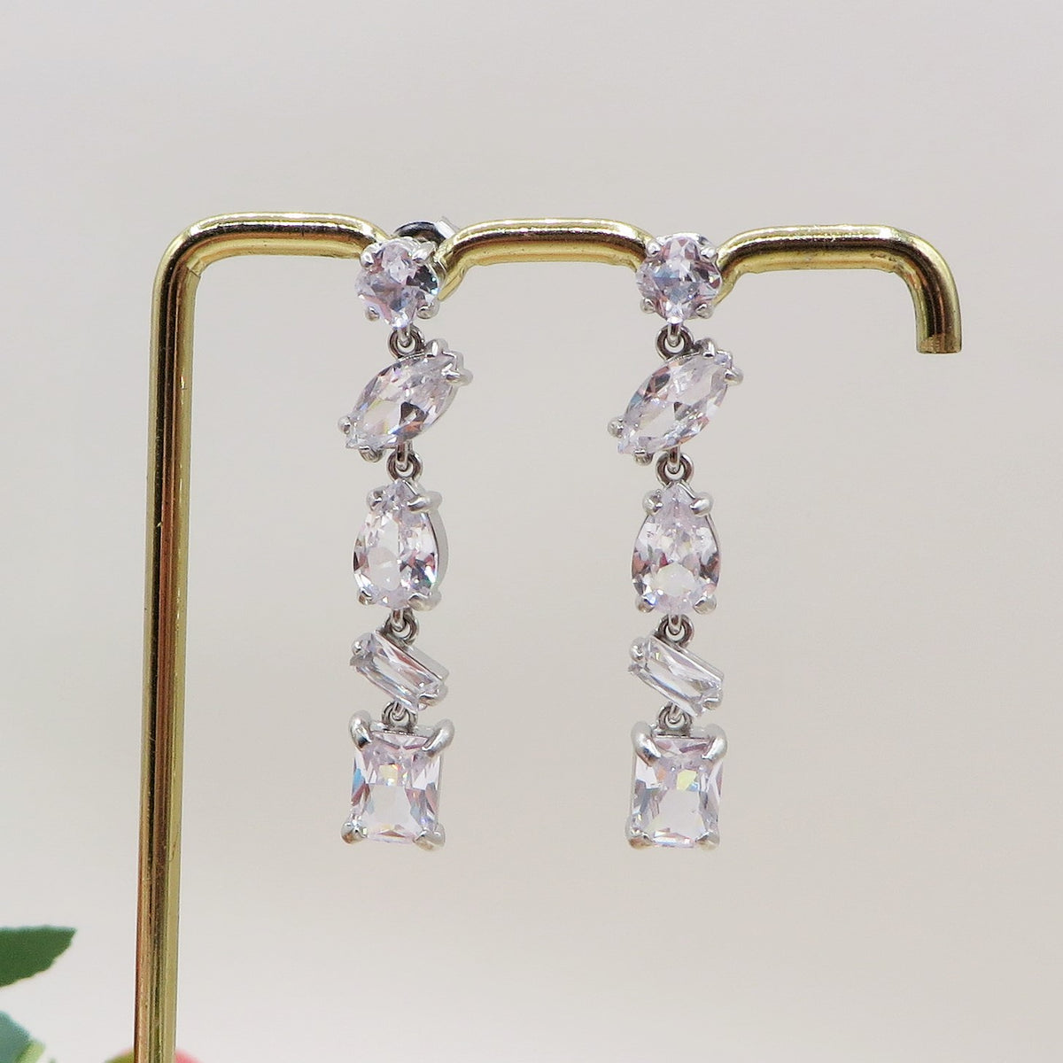 CHARIS PENDENTI 4 PIETRE - acciaio inossidabile- Orecchini pendenti in cubic zirconia