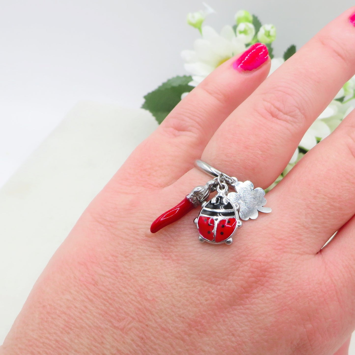 LADYBUG ~ Anello charms cornetto + coccinella e quadrifoglio ACCIAIO INOSSIDABILE