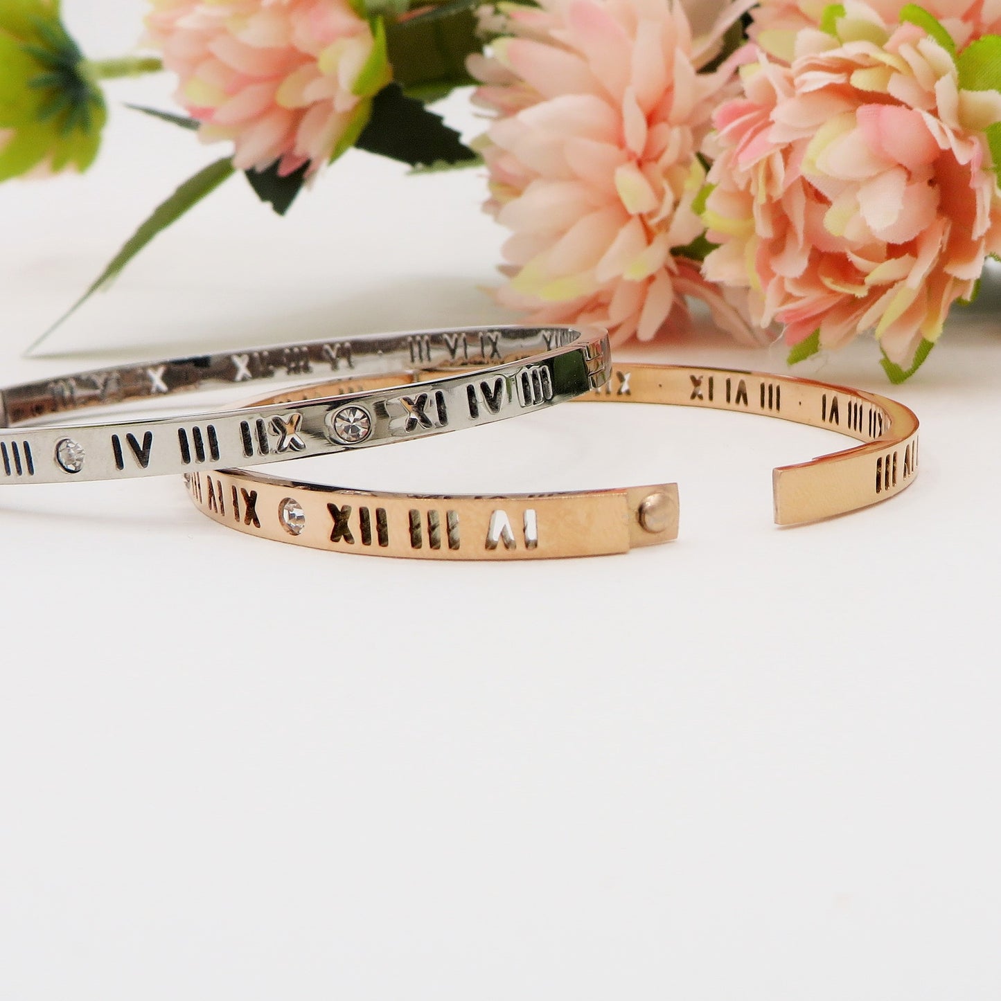 ROME ~ Acciaio Inossidabile - Bracciale rigido numeri romani con cubic zirconia