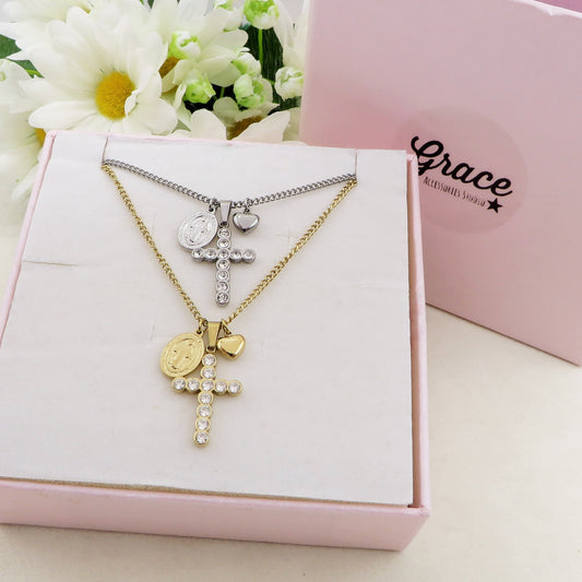 HOLY ~ ACCIAIO INOSSIDABILE - Collana  con pendenti sacri, croce, madonnina e cuore bombè