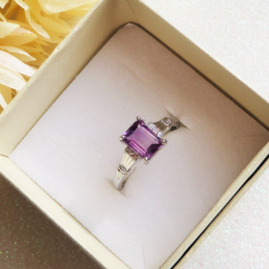 SHIVA ~ Anello regolabile in Ametista taglio rettangolare naturale con cubic zirconia